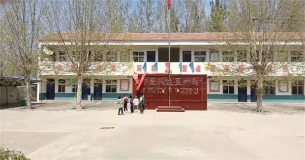 当教师30多年