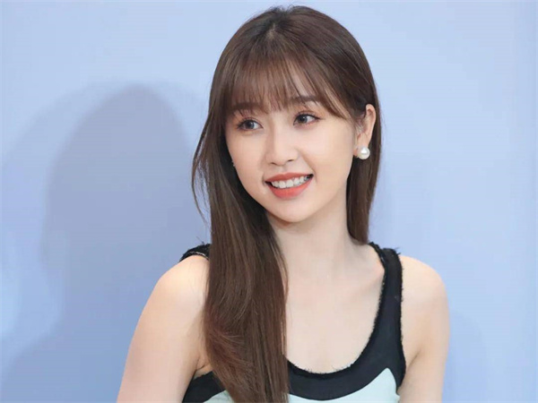 韩国店员自称要与虞书欣结婚