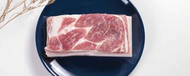 如何辨别猪肉的好与坏 怎么鉴定猪肉质量的好坏呢