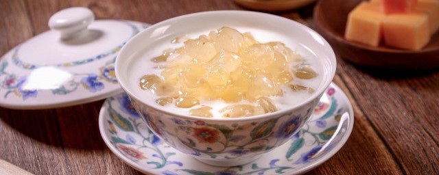 桃胶什么季节吃 桃胶哪个季节吃比较好