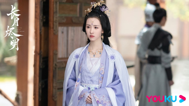 陈都灵《长月烬明》演绎“白切黑”反派广受好评