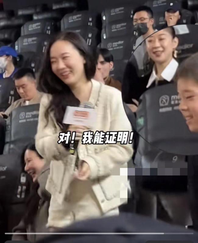 霍思燕在首映现场辟谣 嗯哼力证妈妈“清白”
