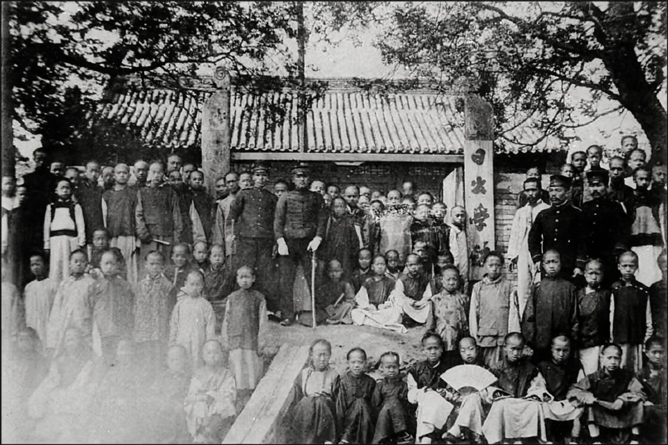 1912年中国发生了什么