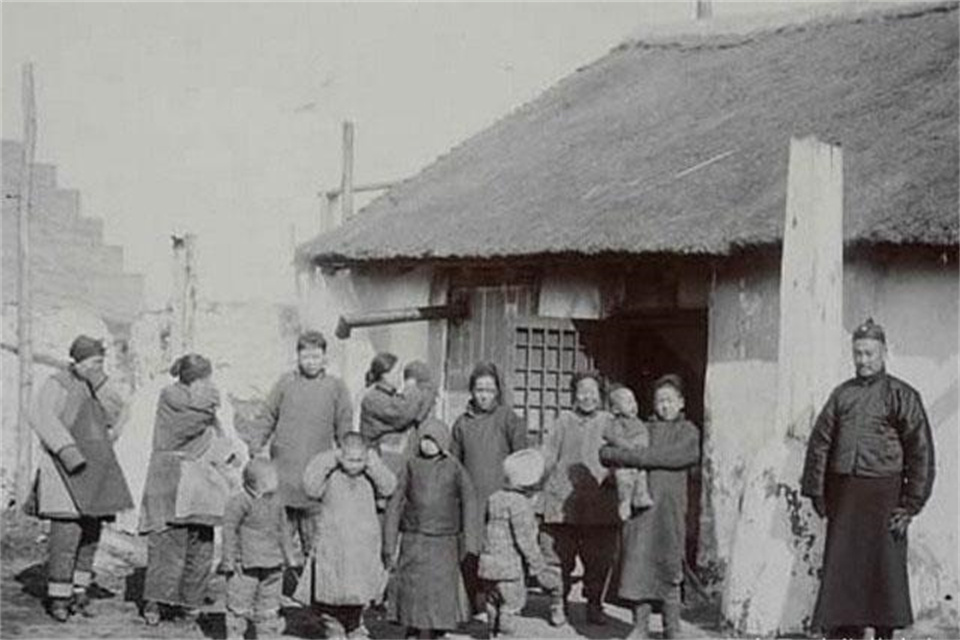 200年前是什么朝代