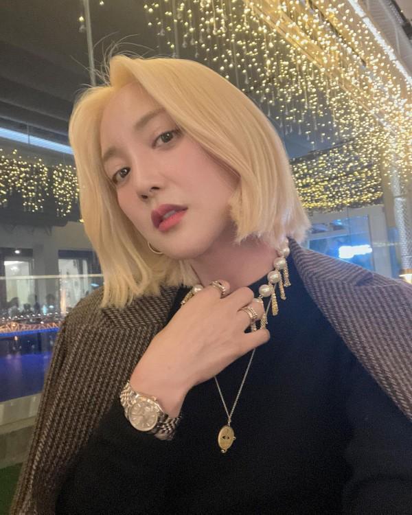 李多海SE7EN结束8年恋爱长跑 高调官宣5月6日结婚