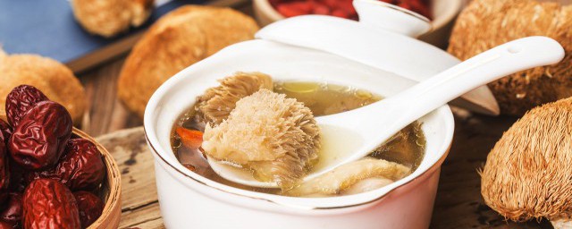 牛鞭加什么炖汤最好吃 牛鞭搭配什么煲汤最好