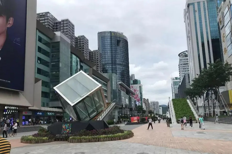 华强北在哪里 华强北占地面积多少