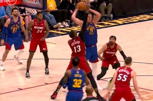 热火2次罚球打破NBA季后赛历史纪录 这次裁判不背锅