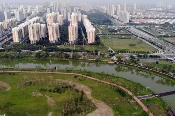 河北排名前十的城市，省会仅排第二，第一被誉为北方瓷都