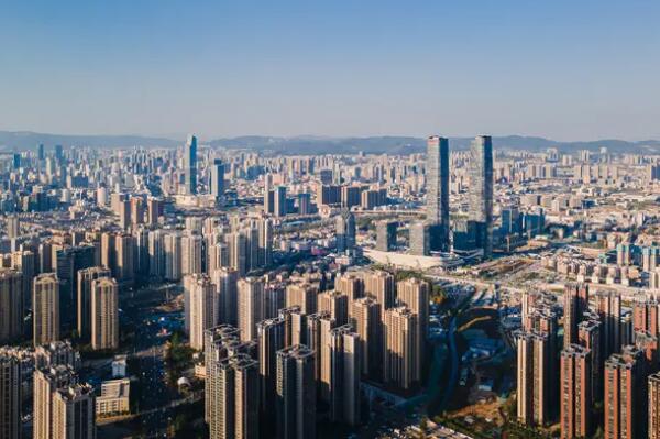 中国面积最大的十个省会城市，日光城排第二，榜首是东方莫斯科