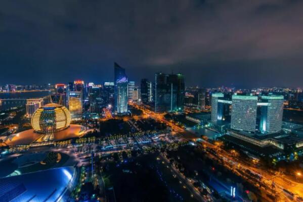 中国面积最大的十个省会城市，日光城排第二，榜首是东方莫斯科