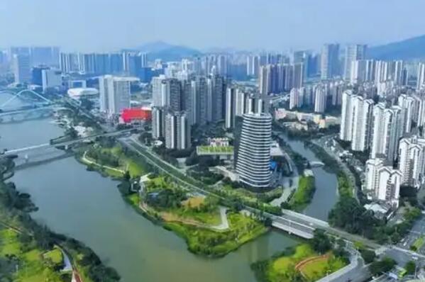 广州各区人口数量排名，白云区排第一，第四拥有小蛮腰