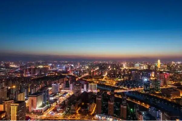 中国人口最密集的城市排名，魔都排第三，第一人口密度近9000