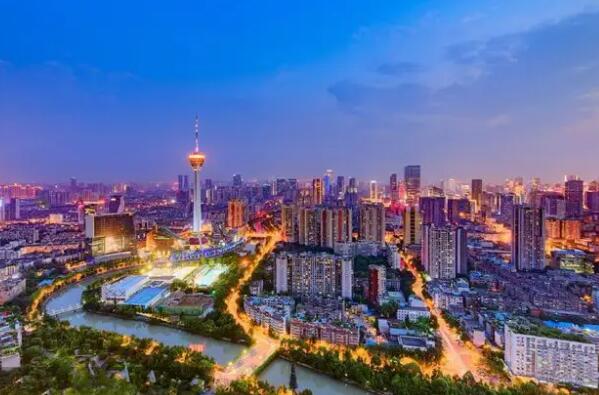 中国人口最密集的城市排名，魔都排第三，第一人口密度近9000
