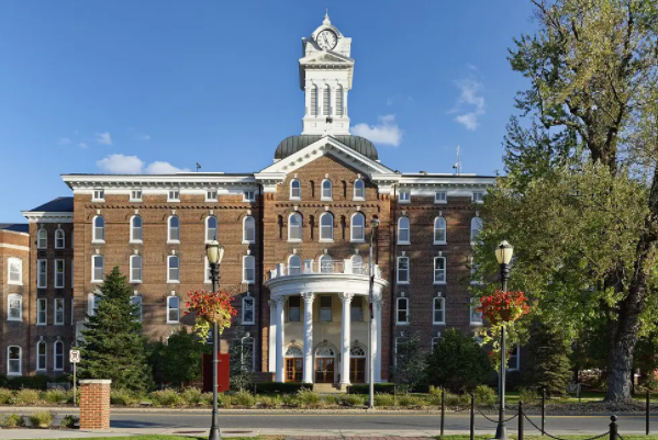 金融学最好的十所大学，美国大学占半壁江山，第一学术地位高
