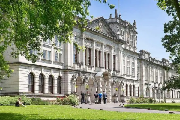 英国心理学大学前十名，英国工程王国上榜，第一世界排名前三