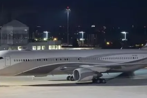 十大豪华私人飞机，第三是空中巨无霸，空中白宫排第五