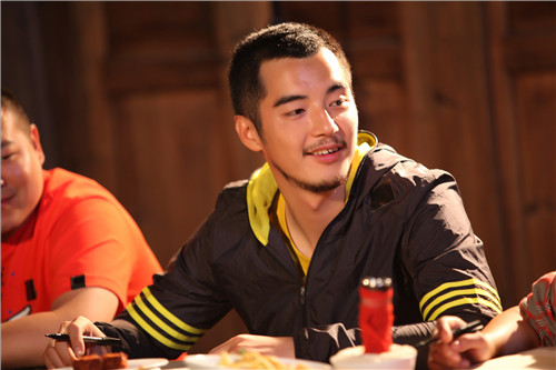 王传君为什么那么恨爱情公寓 王传君金世佳为什么不拍爱情公寓