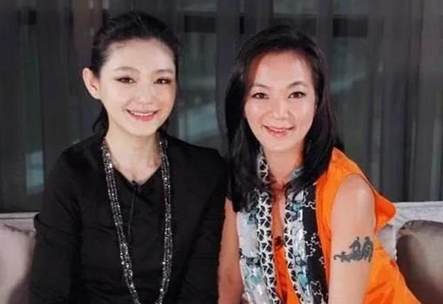 大小S再陷舆论！阿雅毛发及尿液检测报告 现在该大小S有压力了