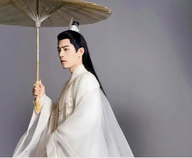 顶流颜霸合作？肖战迪丽热巴合作一部古偶吧