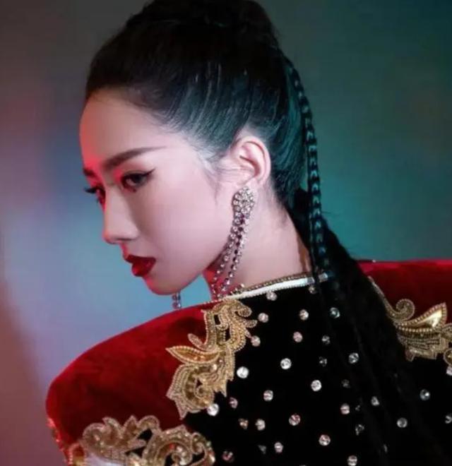 孟美岐一千多张门票卖不出去 乐华辟谣孟美岐舞台被取消