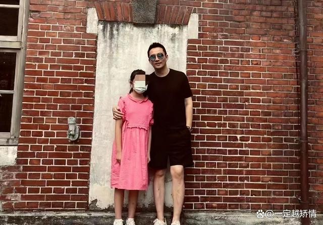 汪小菲女儿汪希玥出生哪一年 汪希玥在哪里读书是北京户口吗？