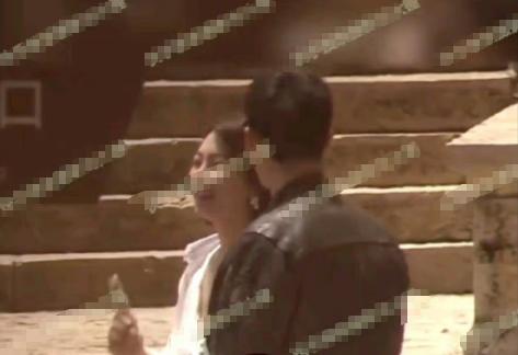 于适恋情被曝光 凌晨4点与神秘女生牵手同回小区