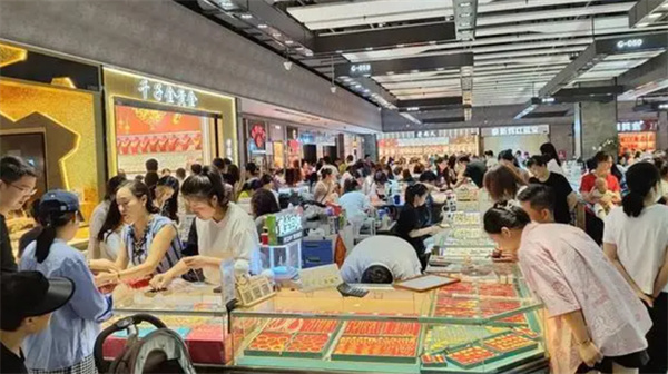 赴港买金条一天赚7000