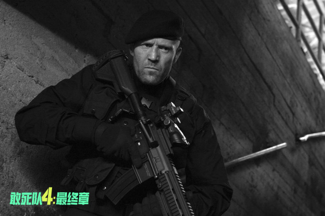 《敢死队4：最终章》今日公映 硬汉传奇再燃银幕