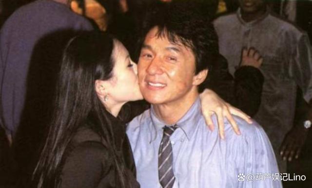 章子怡汪峰离婚是真的吗还是假的 章子怡汪峰感情史