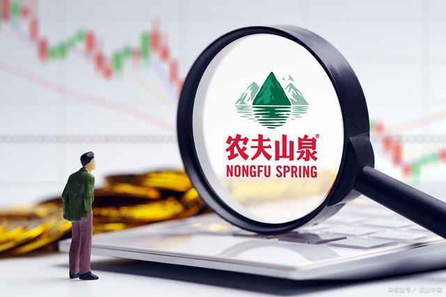 钟睒睒蝉联胡润百富榜首富 钟睒睒是谁个人资料简介