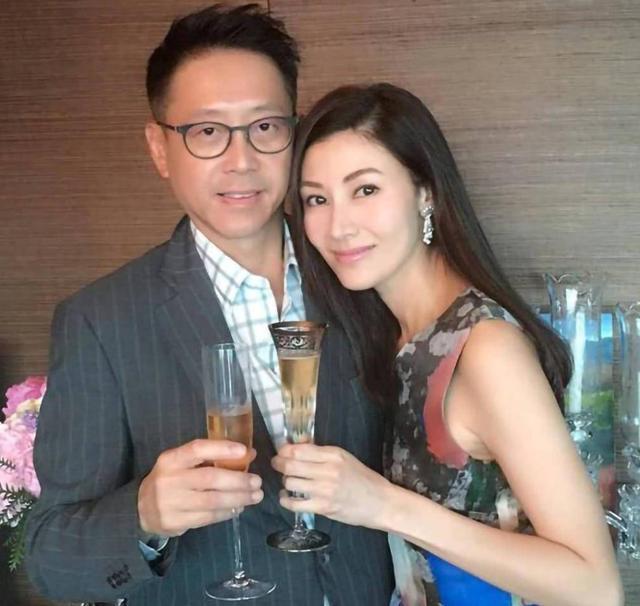 李嘉欣的个人资料及简介 李嘉欣的老公许晋亨前妻是谁?