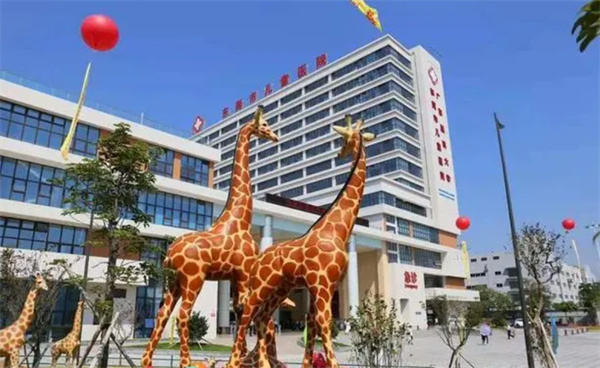2岁男童误喝22倍退烧药