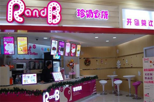 奶茶加盟10大品牌排行榜：沪上阿姨上榜，它主打港式奶茶