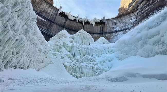 2024 年龙庆峡冰灯冰雪嘉年华