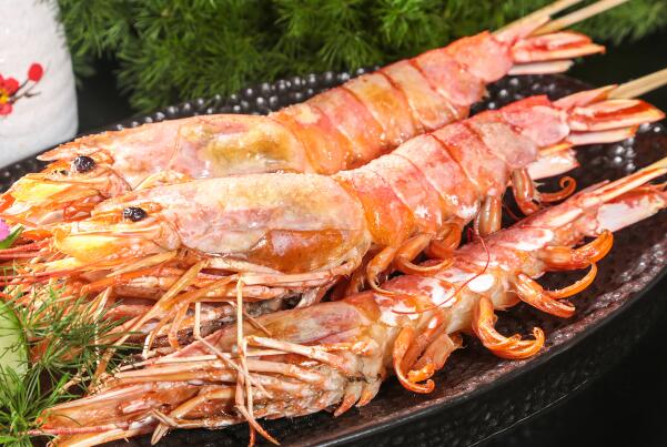 世界八大名虾：澳洲龙虾上榜，第一主要用来生食