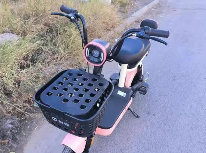 交警扣押电动车取车发现电瓶丢失 这责任谁承担?