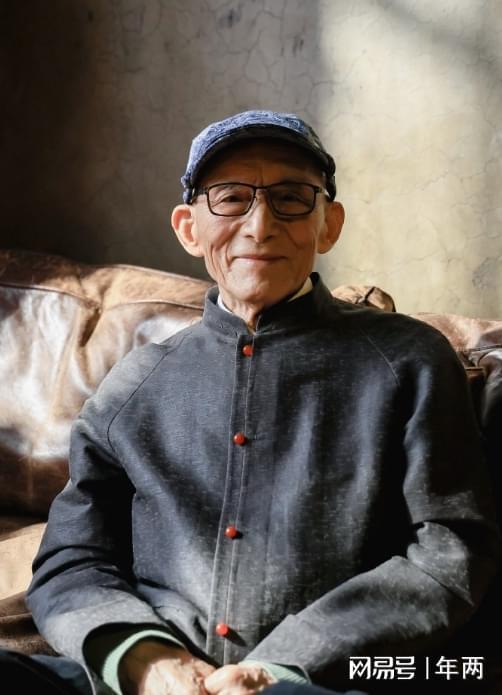 90岁游本昌分享婚姻幸福的秘诀：最后一句让对方说，自己不响