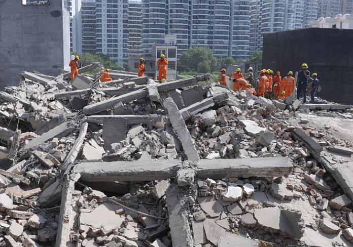 安徽居民楼坍塌事故致4死1伤 承建方负责人已被公安控制
