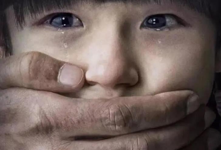 13岁女孩跟同学河边野炊时失踪 背后真相是什么