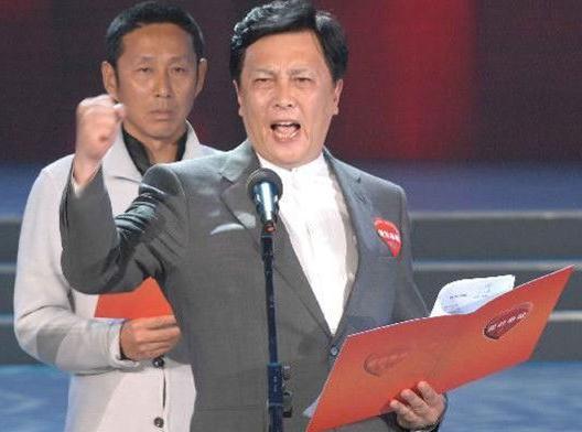 陈道明冷眼怒视唐国强 网友恶搞ps神图一夜走红