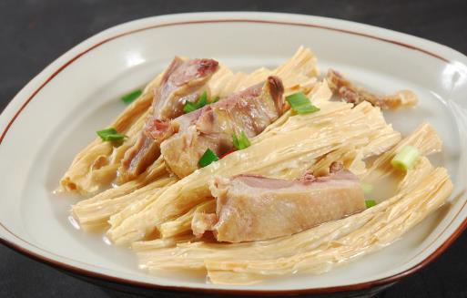 调料不仅赠味还养生 炒菜放调味料的最佳时间
