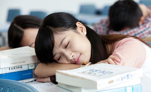 午睡之后还是特别困 了解你的睡眠周期学会高效睡眠