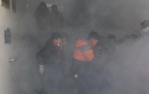火灾防范及自救逃生常识 防火与自救临危不乱