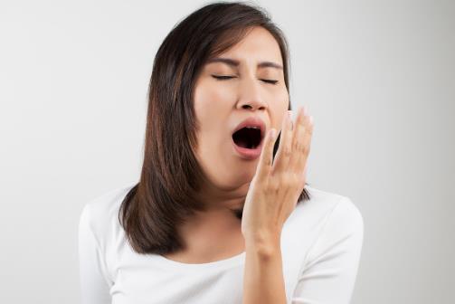经常疲倦乏力可能是患上肝病 及早发现预防肝硬化