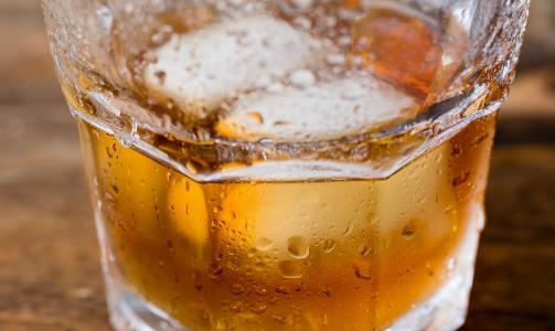 经常喝酒肝不好平时多吃蔬菜 酒后不宜要记牢