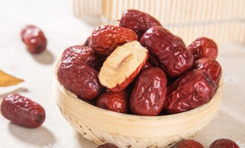 红枣水作料理提味妙用多 有关红枣的储存方法揭秘