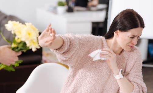 教你多种民间小妙招治鼻炎 帮你摆脱难缠的鼻炎