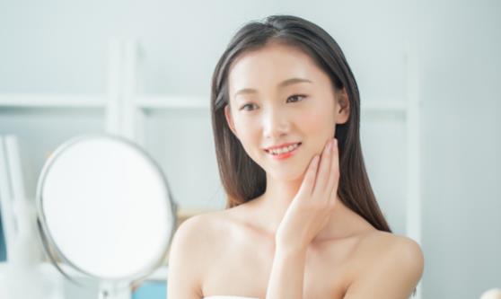 脸上毛孔粗大怎么办 八招助你改善毛孔粗大问题
