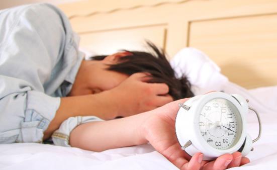 睡眠不足为什么会发胖 睡眠不足让你更渴望获得高卡路里